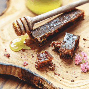 the-best-honeycomb-recipe-easy-honeycomb-candy.png